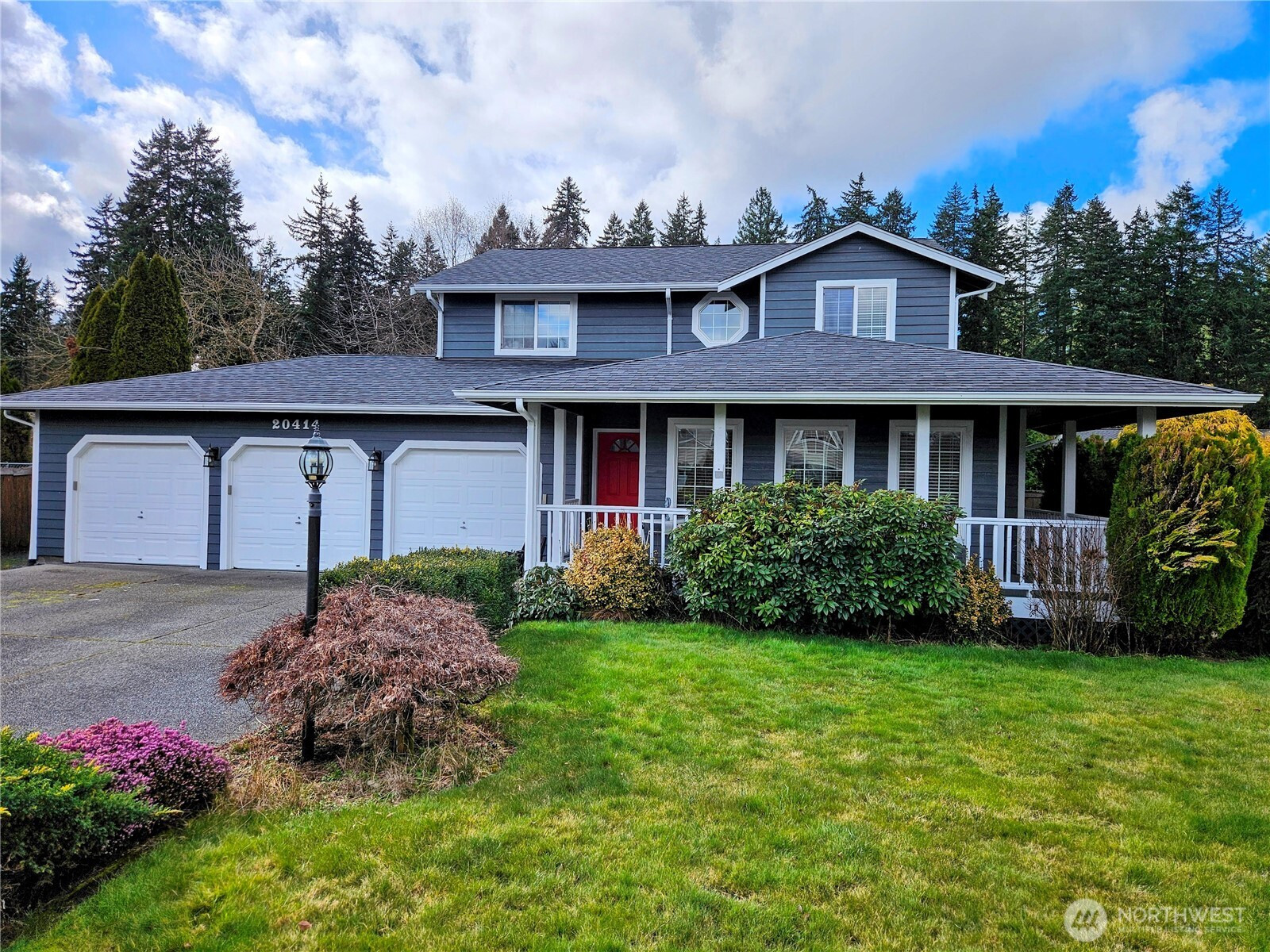 20414 2nd Avenue E, Spanaway, WA 98387