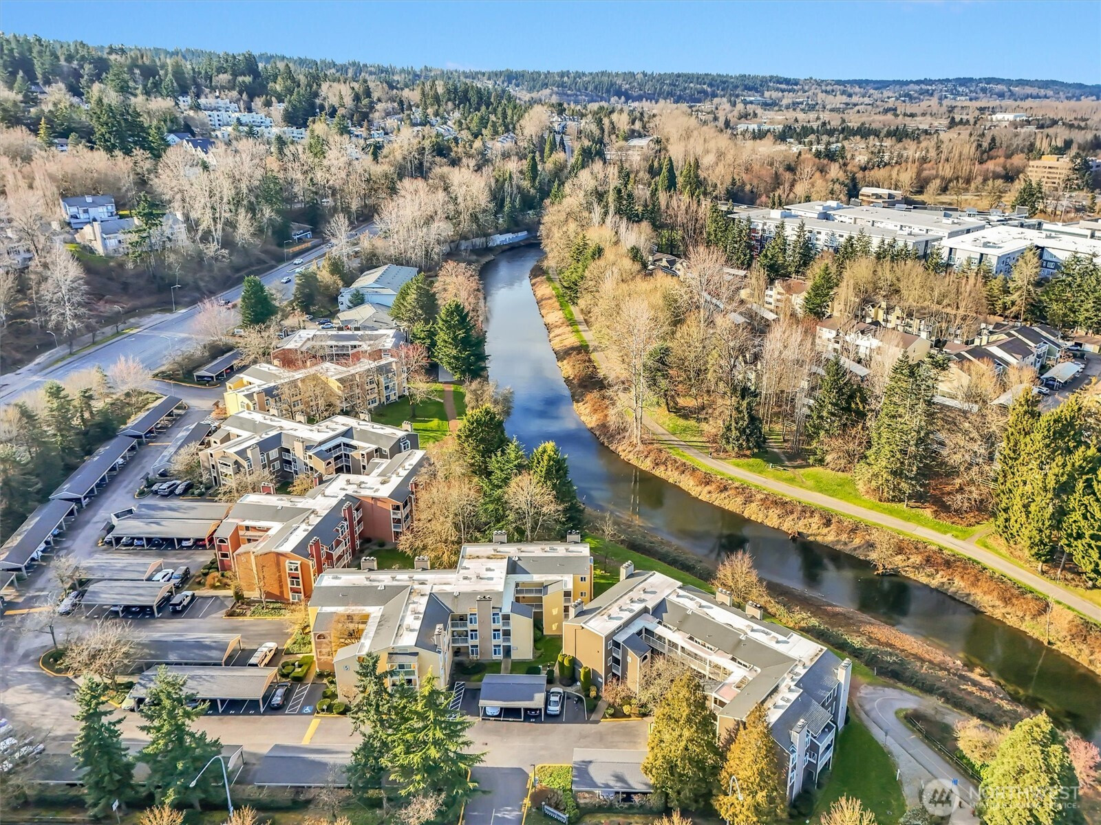 15852 NE Leary Way #6, Redmond, WA 98052