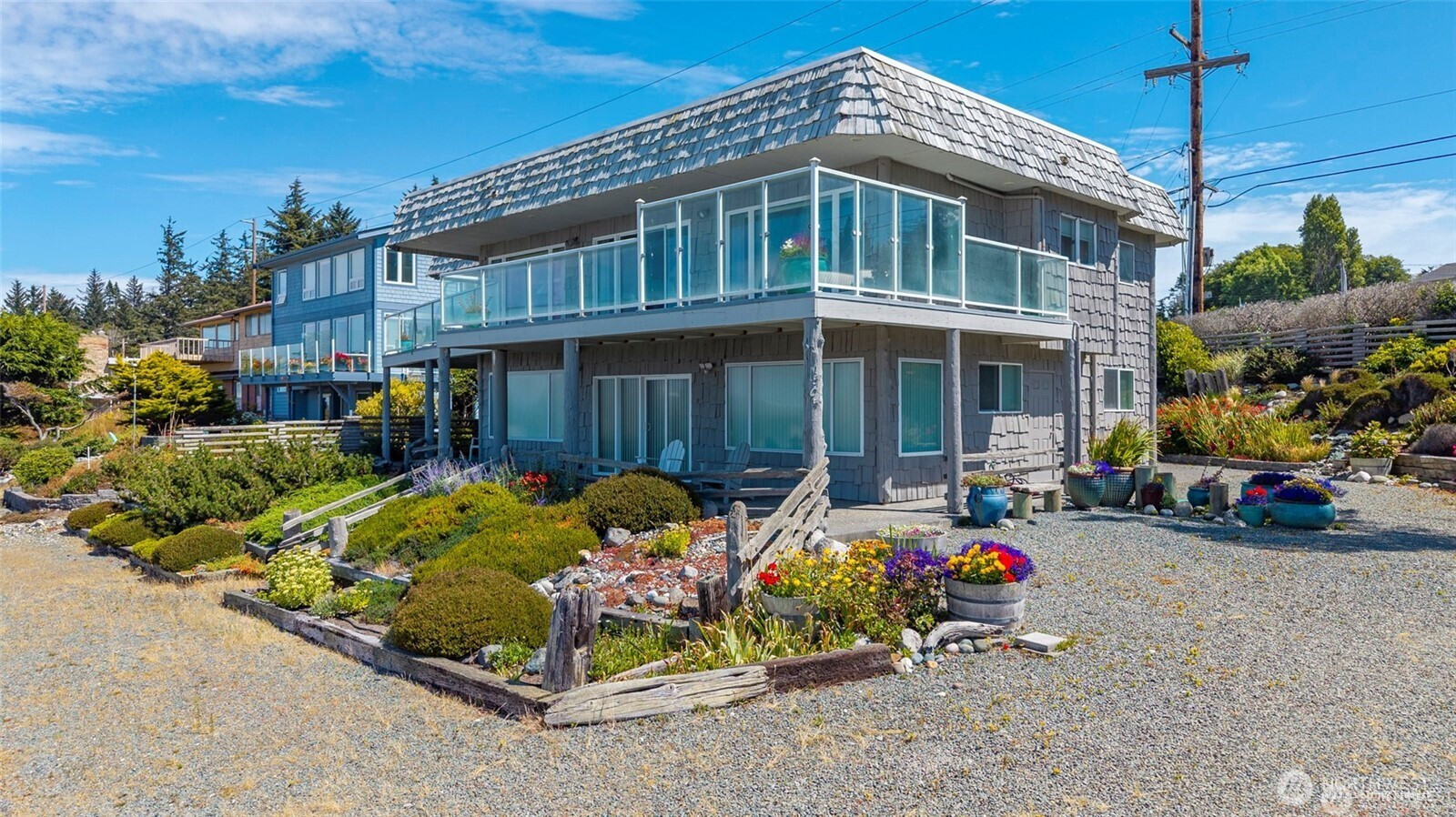 1505 West Beach Road, Oak Harbor, WA 98277
