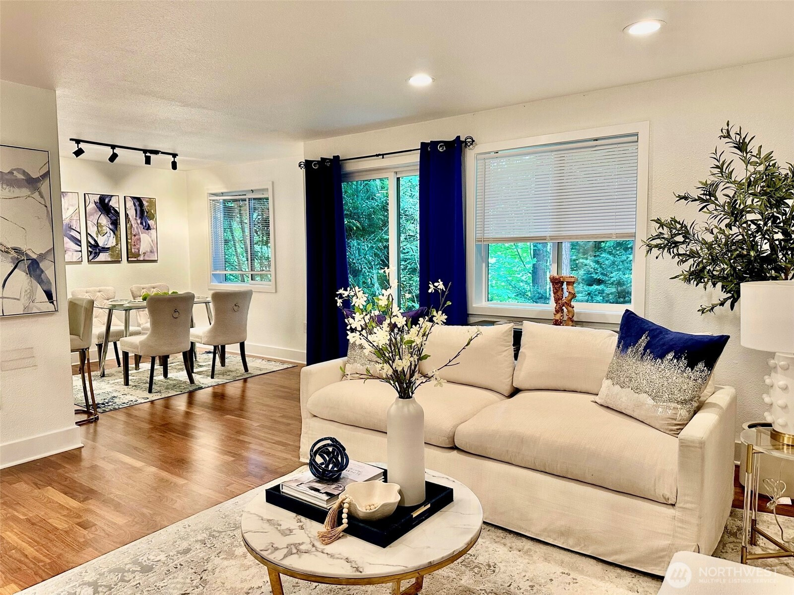 11054 NE 33rd Place, Bellevue, WA 98004