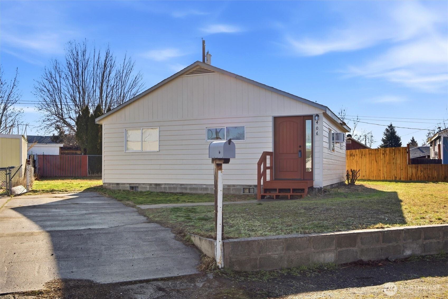406 Snow Avenue, Richland, WA 99352