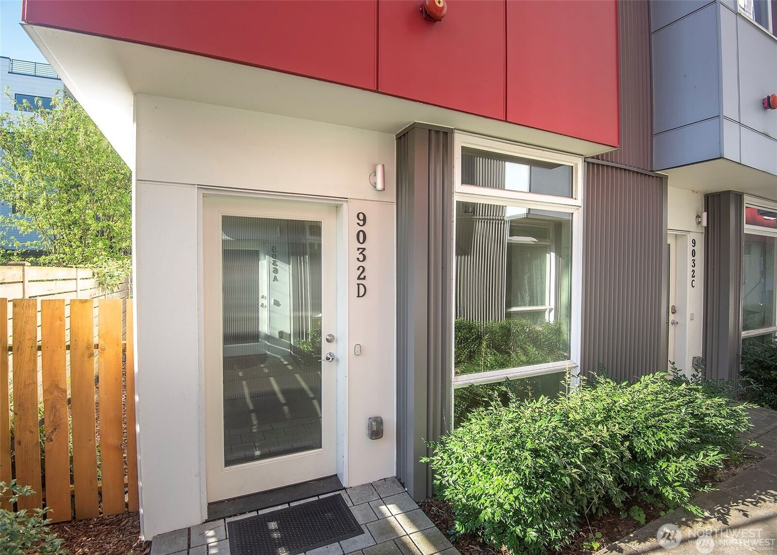 9032 14th Avenue NW, Seattle, WA 98117