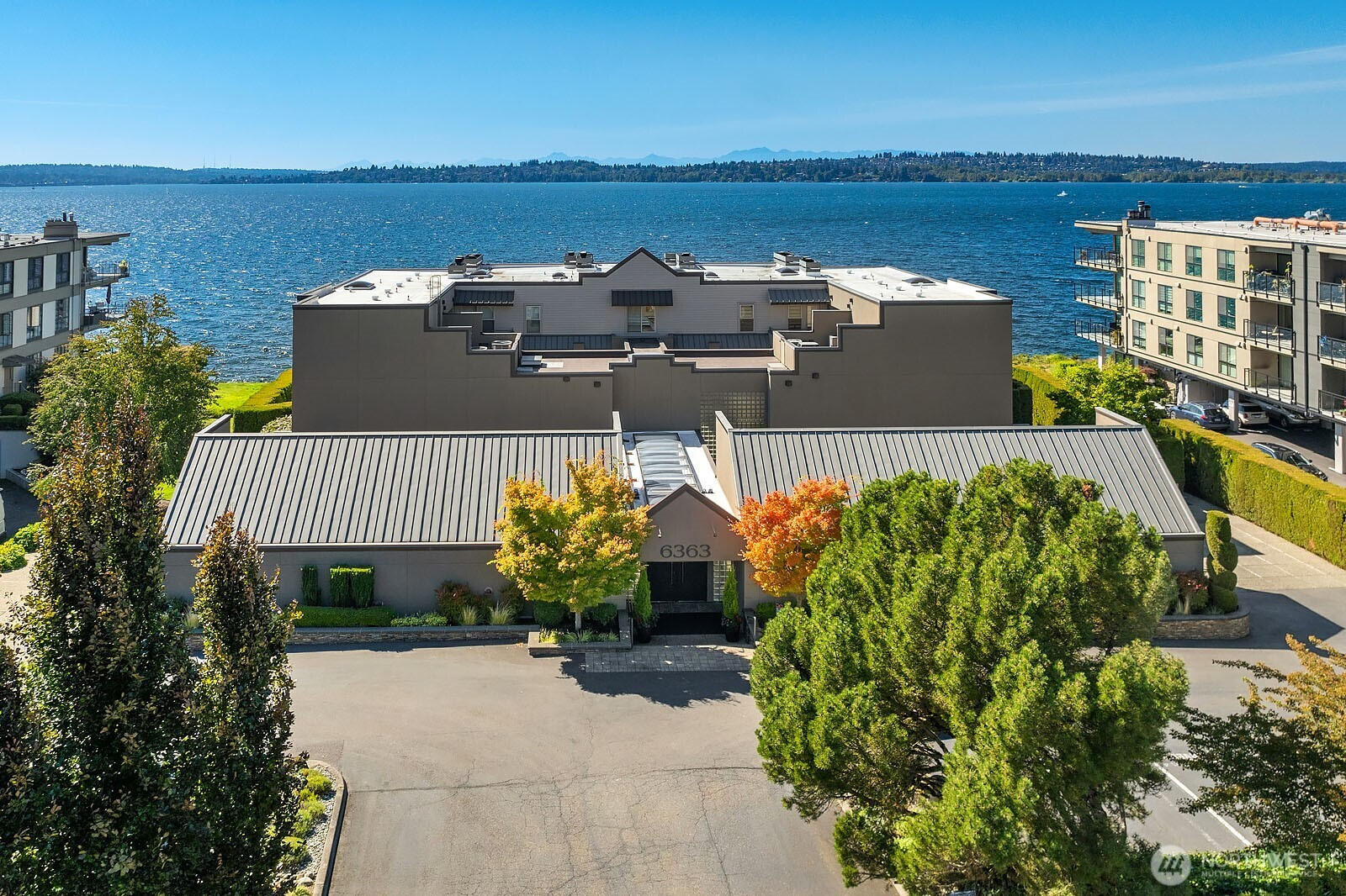 6363 Lake Washington Boulevard NE, Kirkland, WA 98033