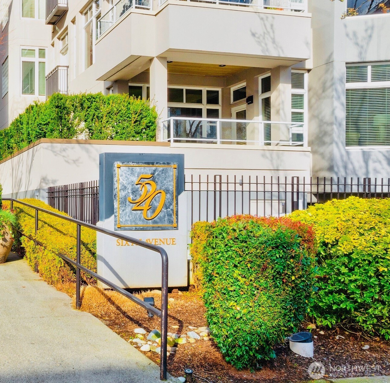 520 6th Avenue, Kirkland, WA 98033