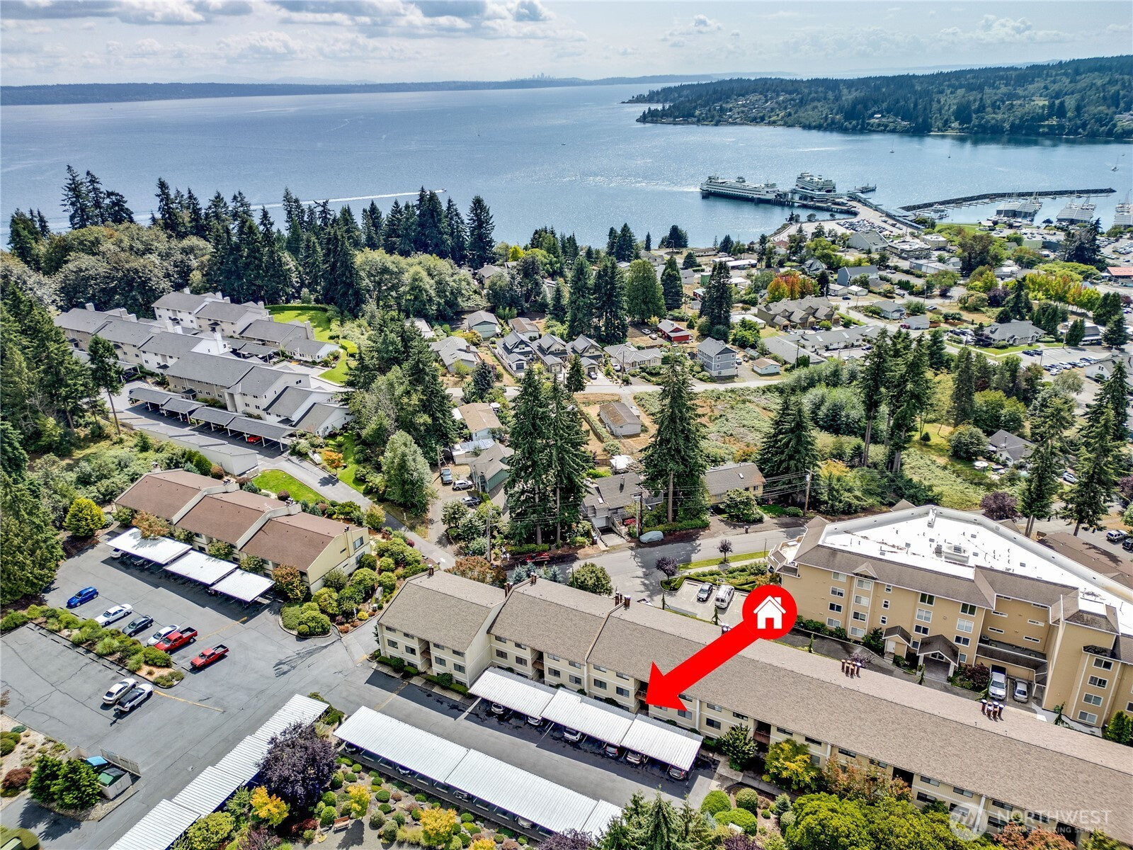 26425 Pennsylvania Avenue NE, Kingston, WA 98346