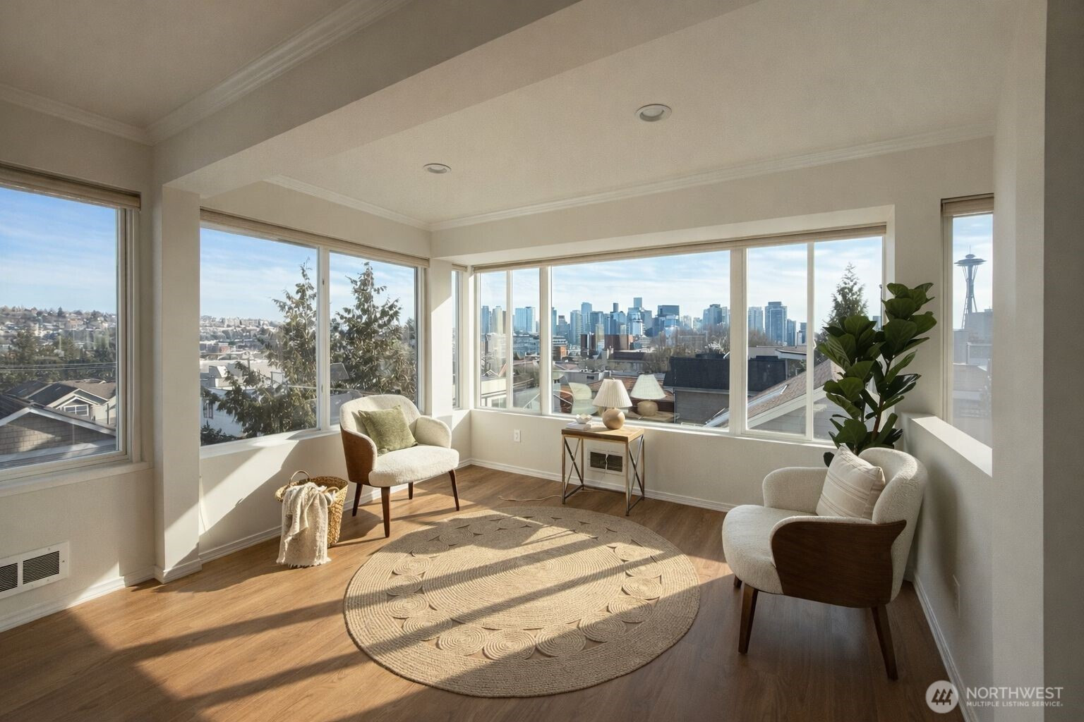 1214 Taylor Avenue N, Seattle, WA 98109