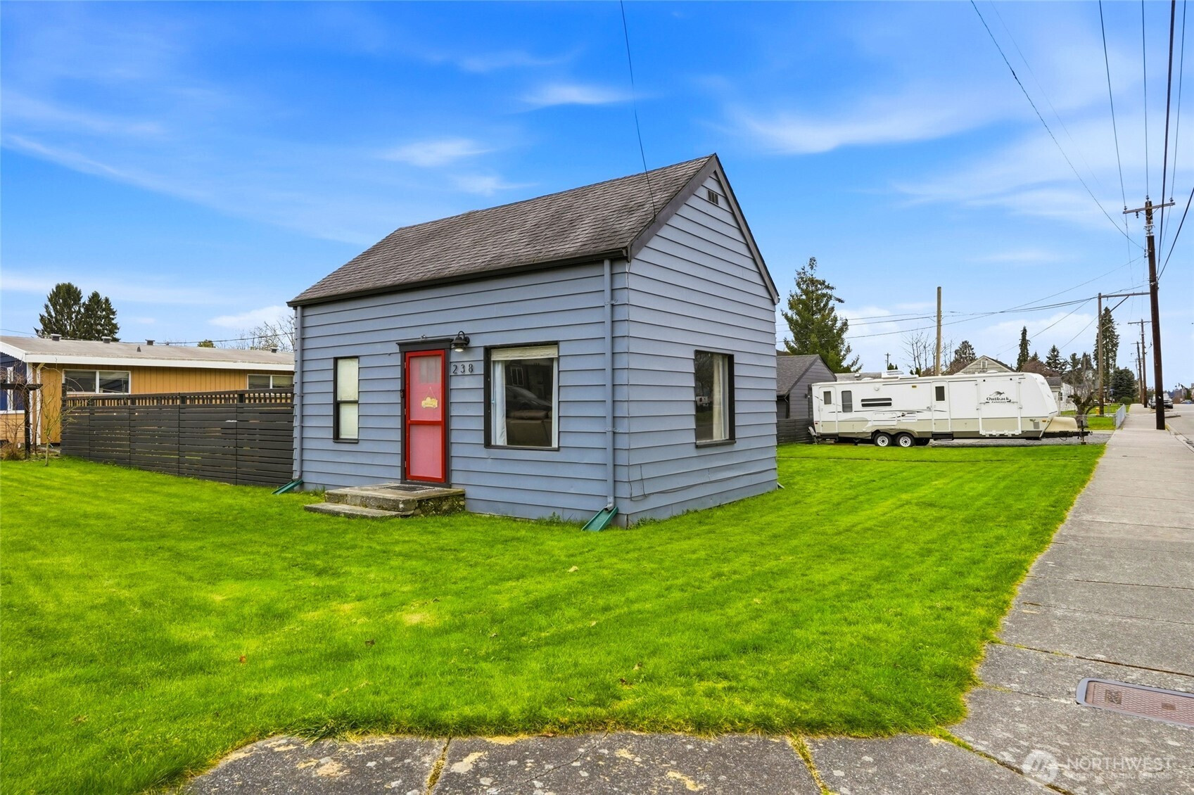 238 N Washington Avenue, Arlington, WA 98223