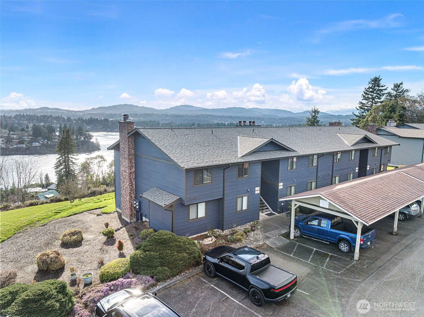 3330 Narrows View Lane NE, Bremerton, WA 98310
