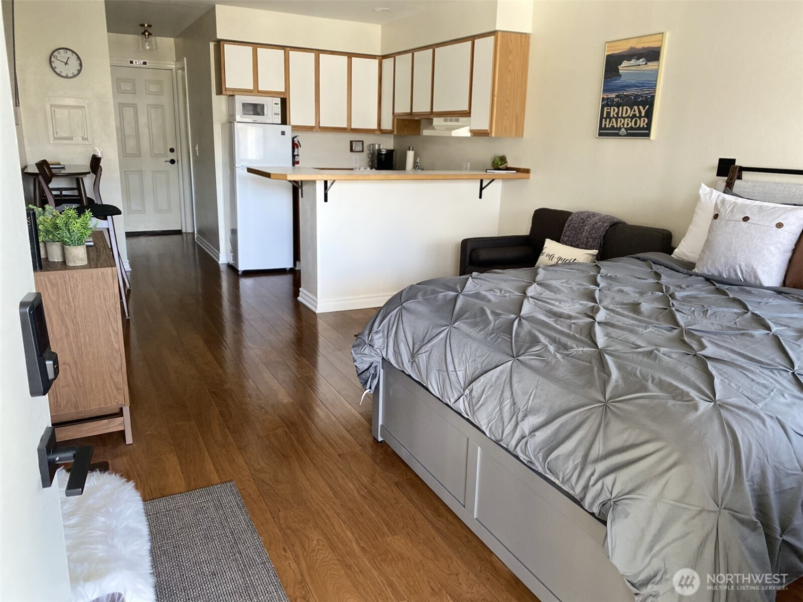 250 Tucker Avenue, Friday Harbor, WA 98250