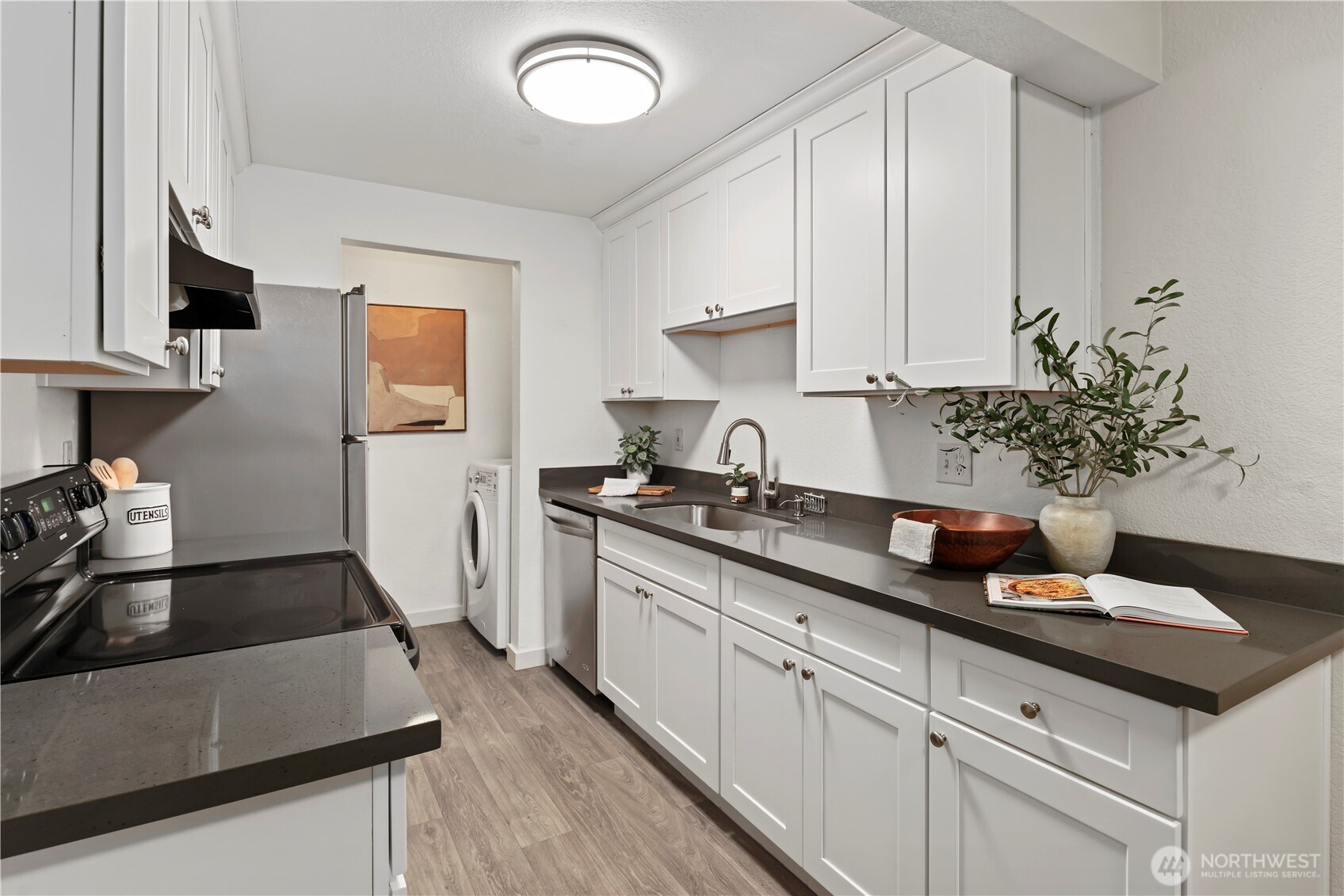 16817 Larch Way, Lynnwood, WA 98037