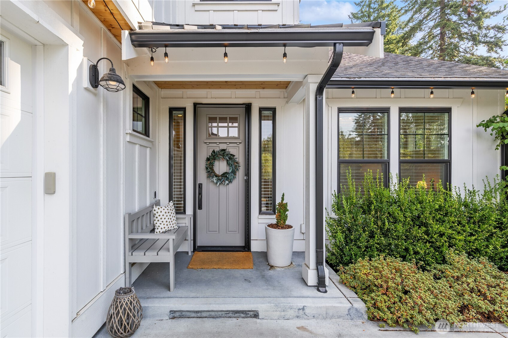 8715 236th Street SW, Edmonds, WA 98026