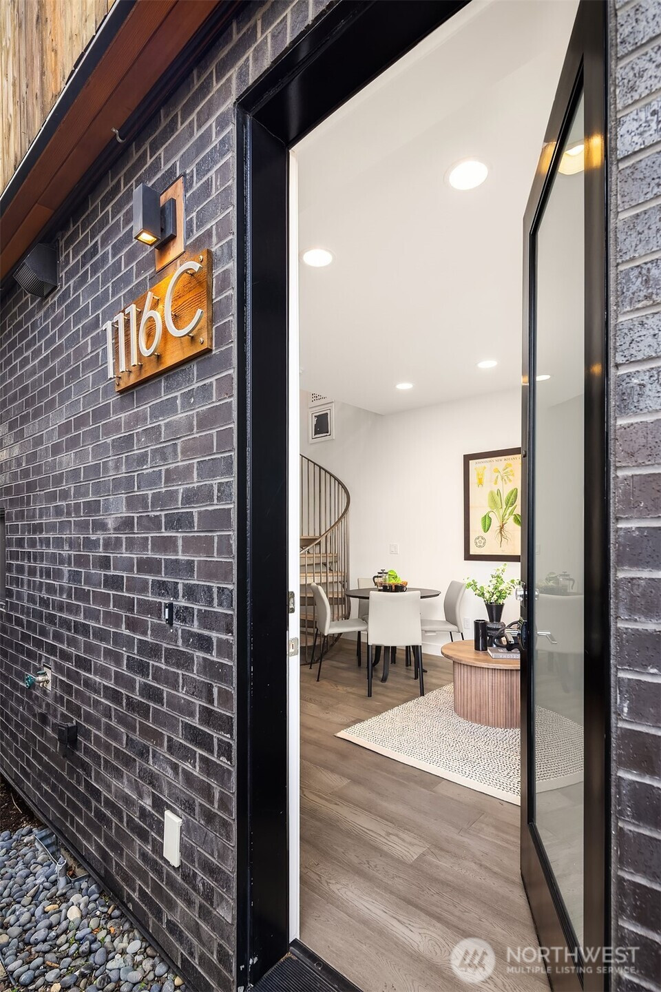 1116 13th Avenue, Seattle, WA 98122