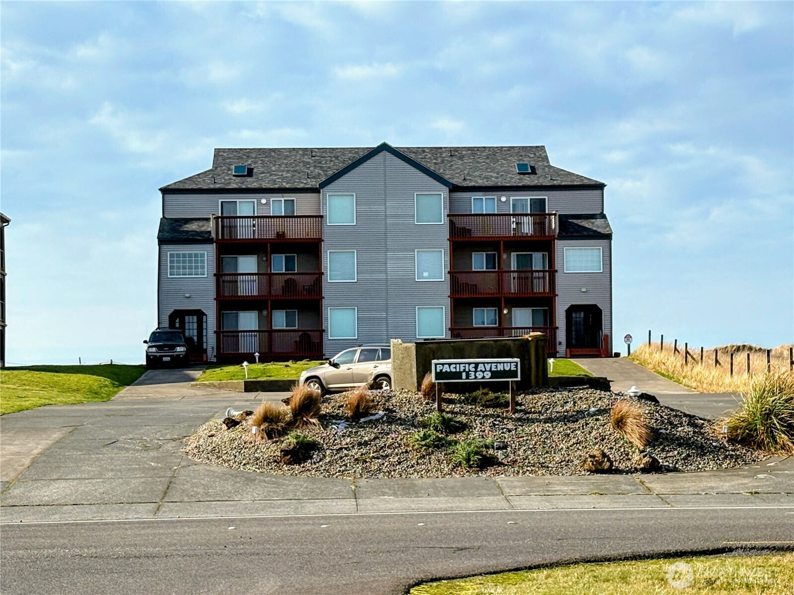1399 Ocean Shores Boulevard SW, Ocean Shores, WA 98569