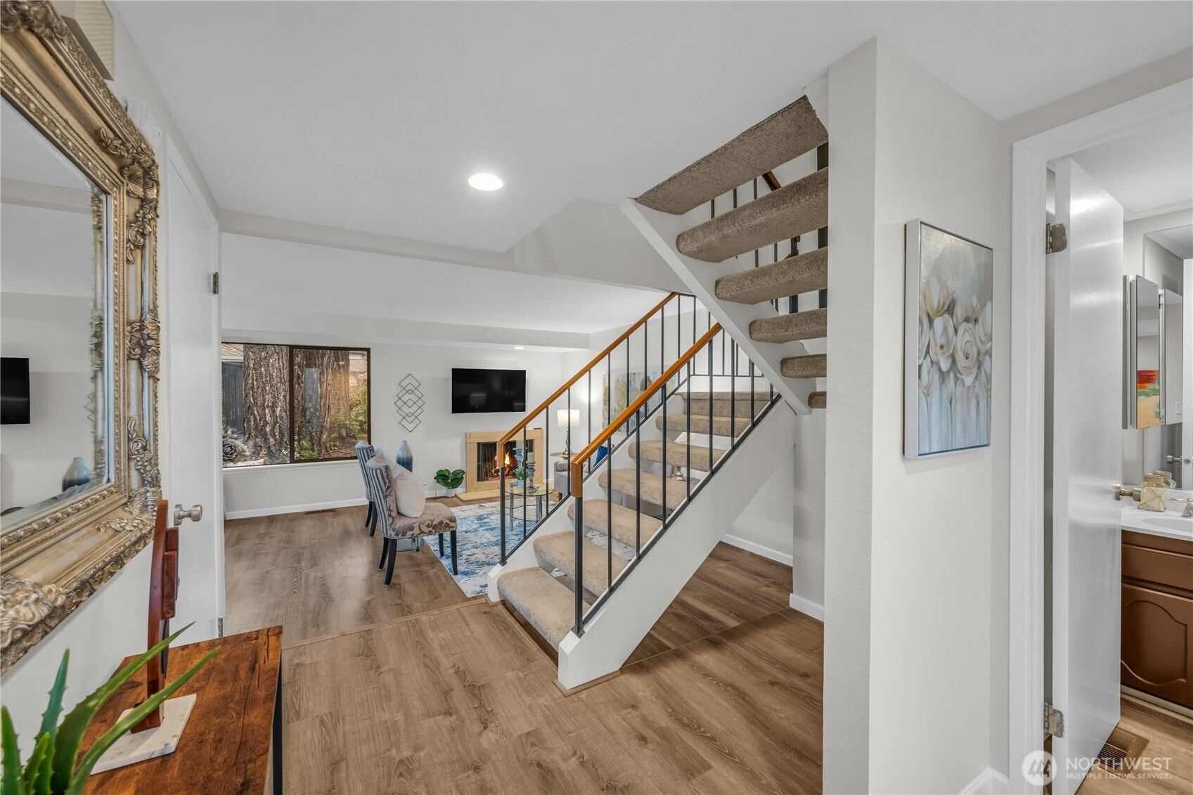 16130 SE 33rd Circle, Bellevue, WA 98008