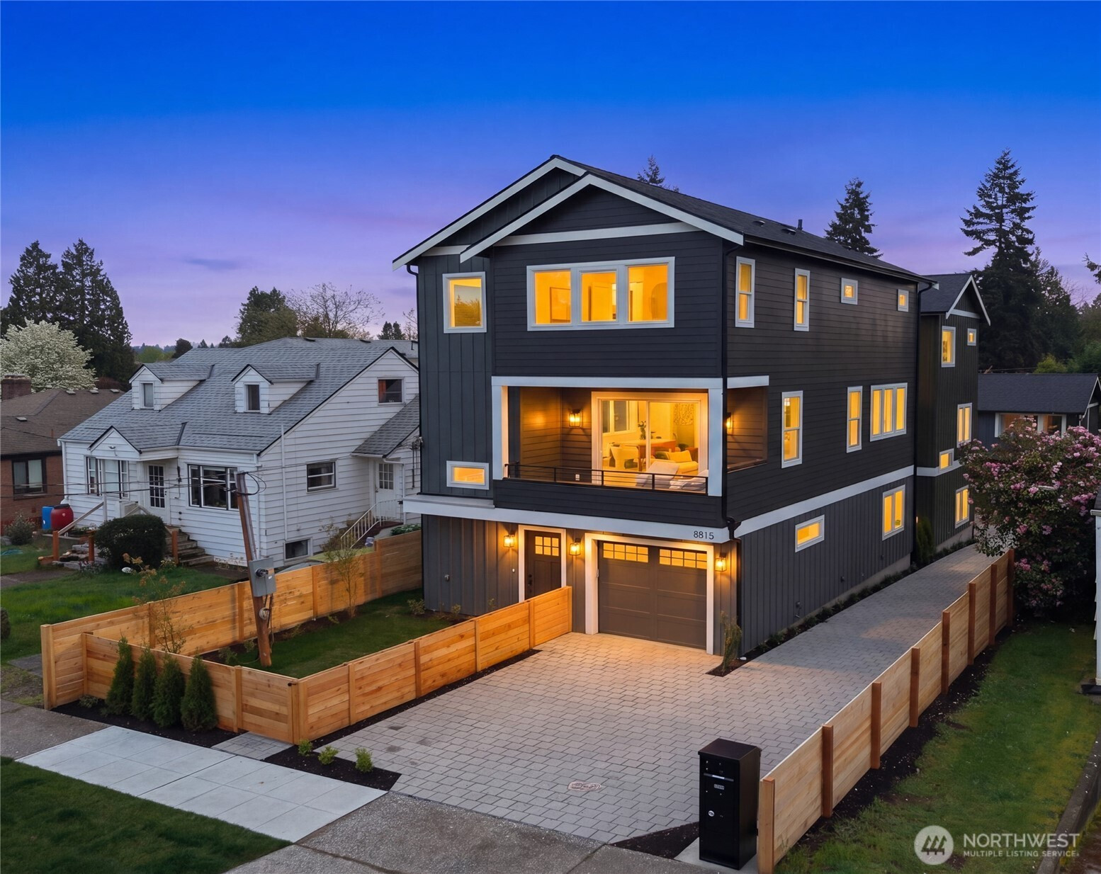 8815 Densmore Avenue N, Seattle, WA 98103