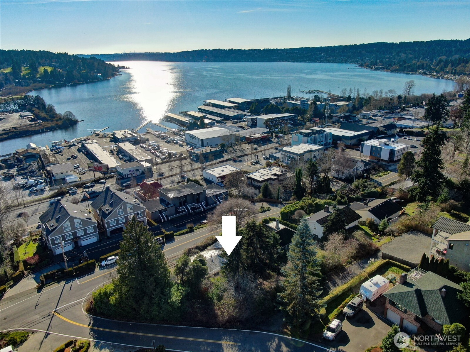 6330 NE 181st Street, Kenmore, WA 98028