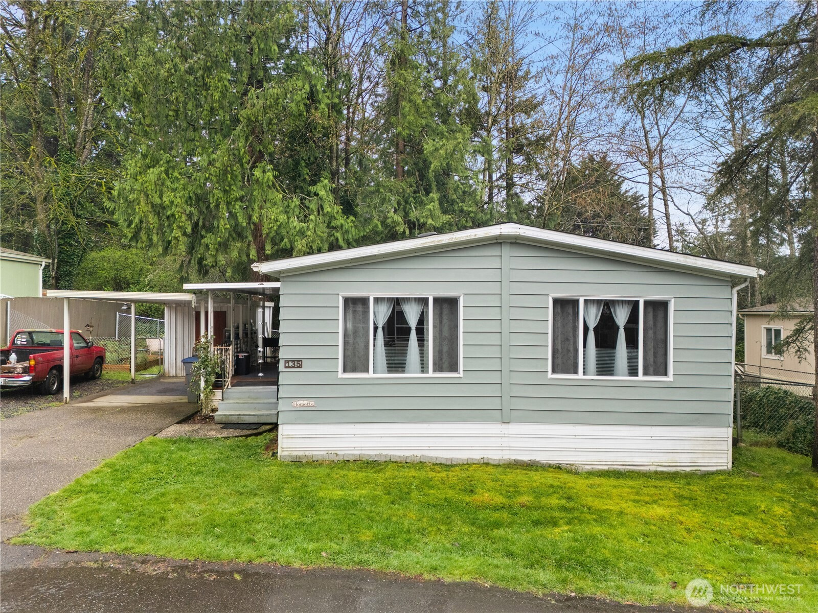 3060 NE McWilliams Road, Bremerton, WA 98311