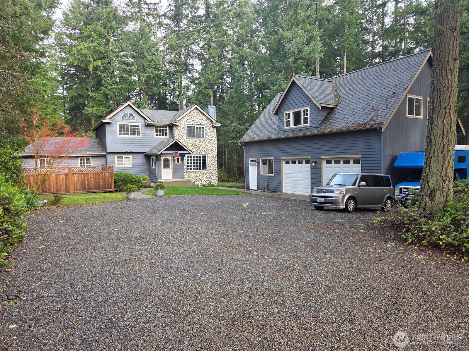 1043 Nootka Drive, Fox Island, WA 98333