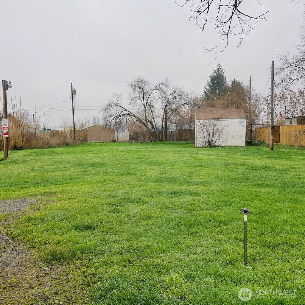 19155 Othello Place, Soap Lake, WA 98851