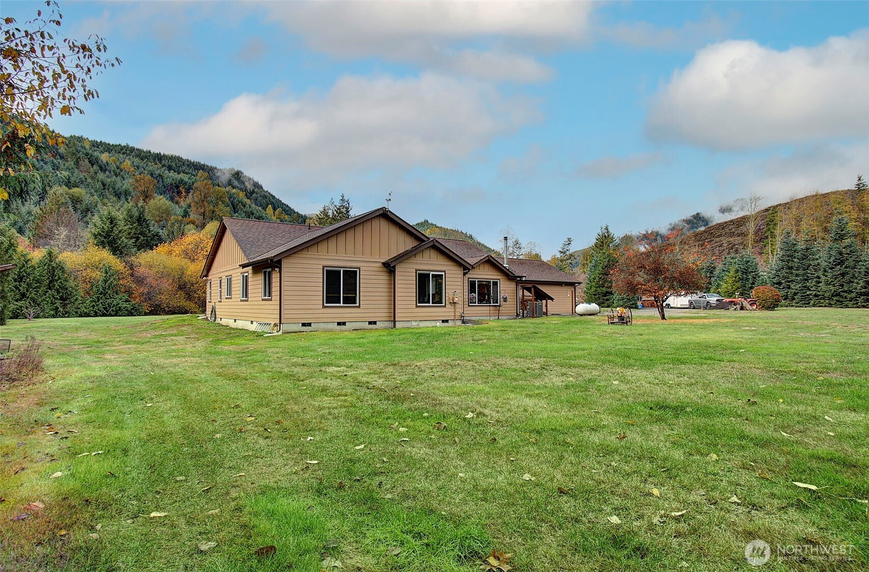 133 Lost Creek Drive, Glenoma, WA 98336