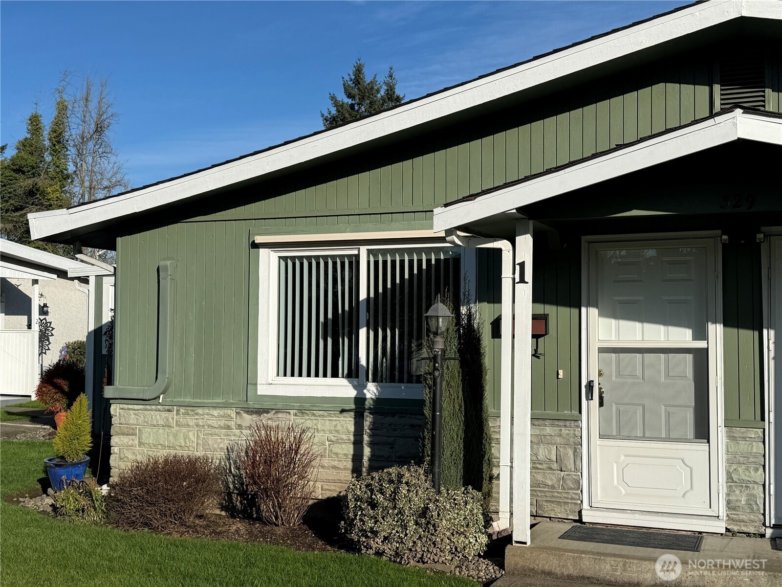 329 7th Street SE, Puyallup, WA 98371