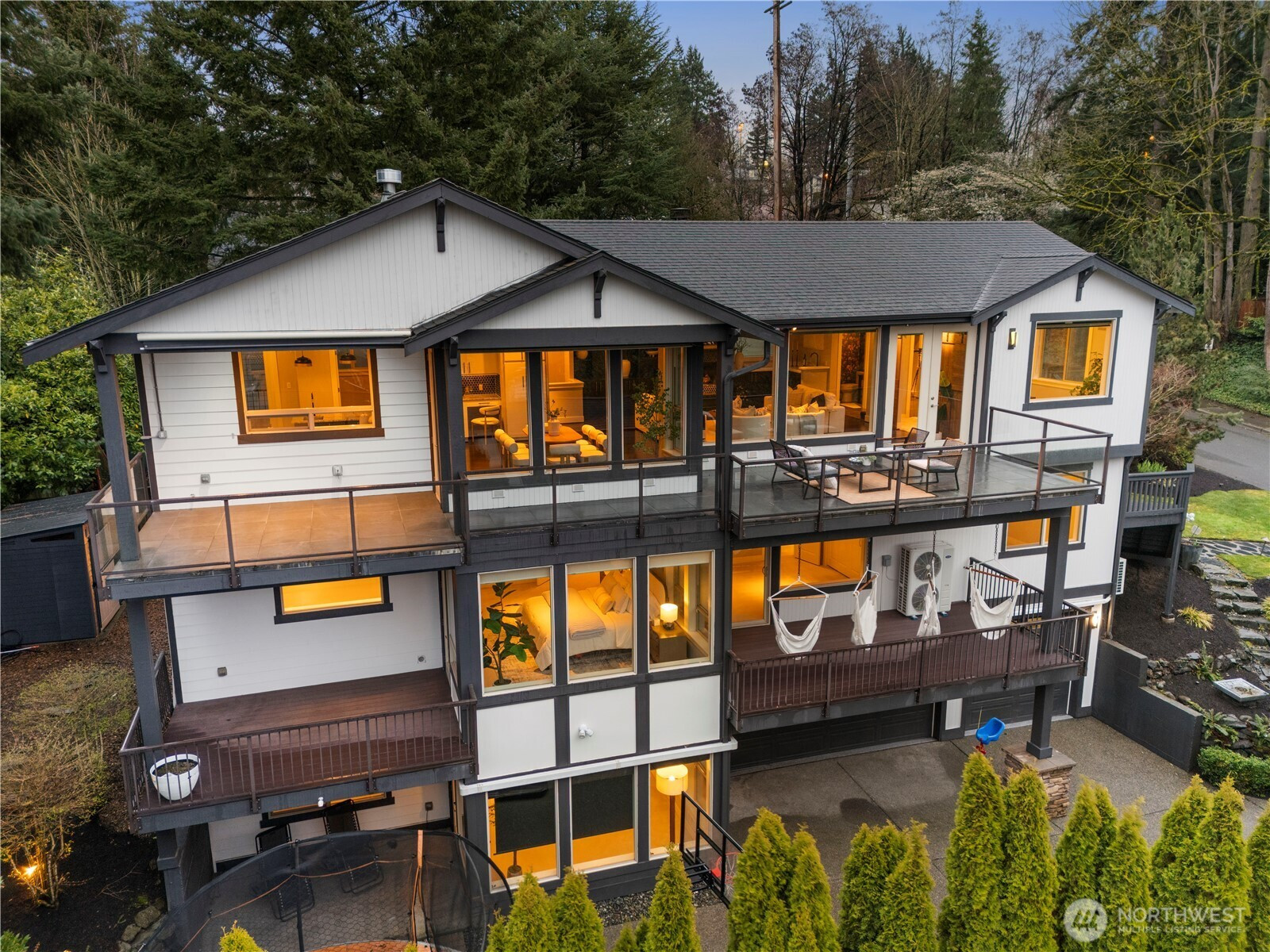 1540 Kirkland Avenue, Kirkland, WA 98033