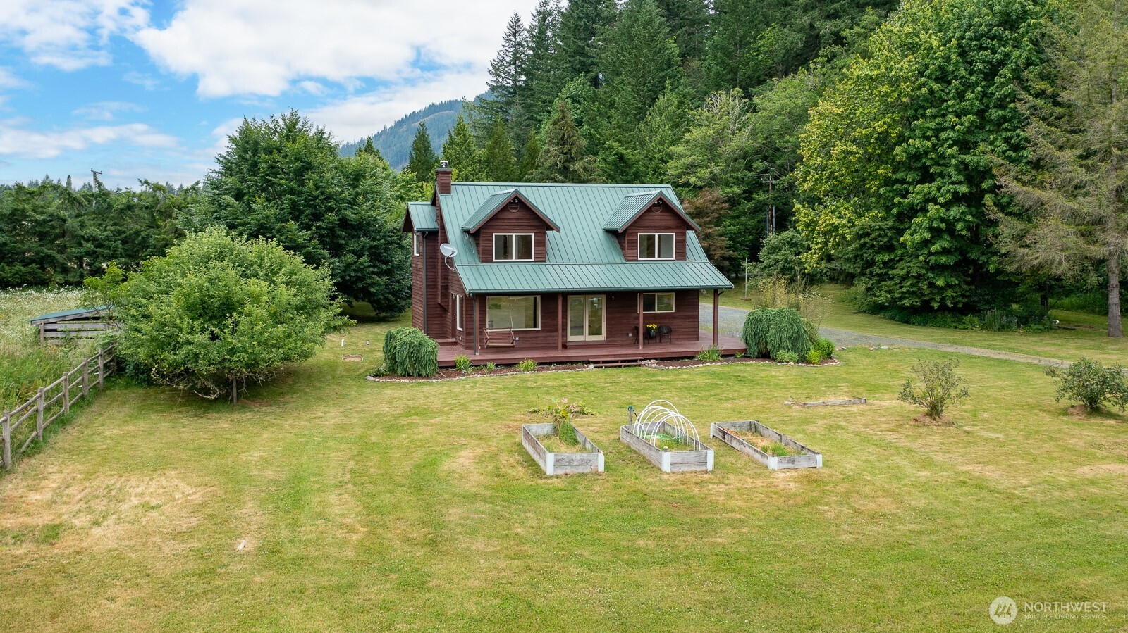 6373 Eastwood Road, Deming, WA 98244