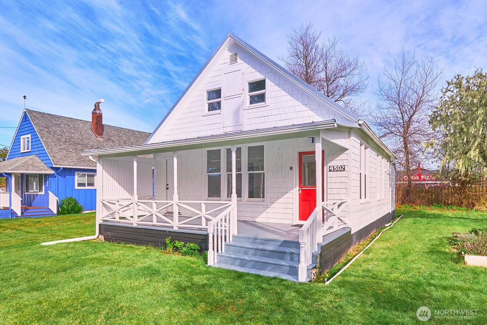 4302 L Place, Seaview, WA 98644