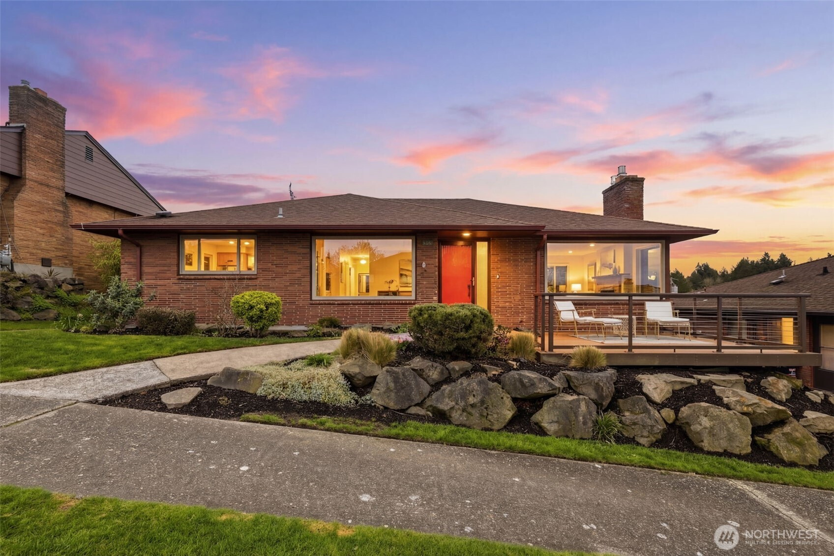 4019 SW Henderson Street, Seattle, WA 98136