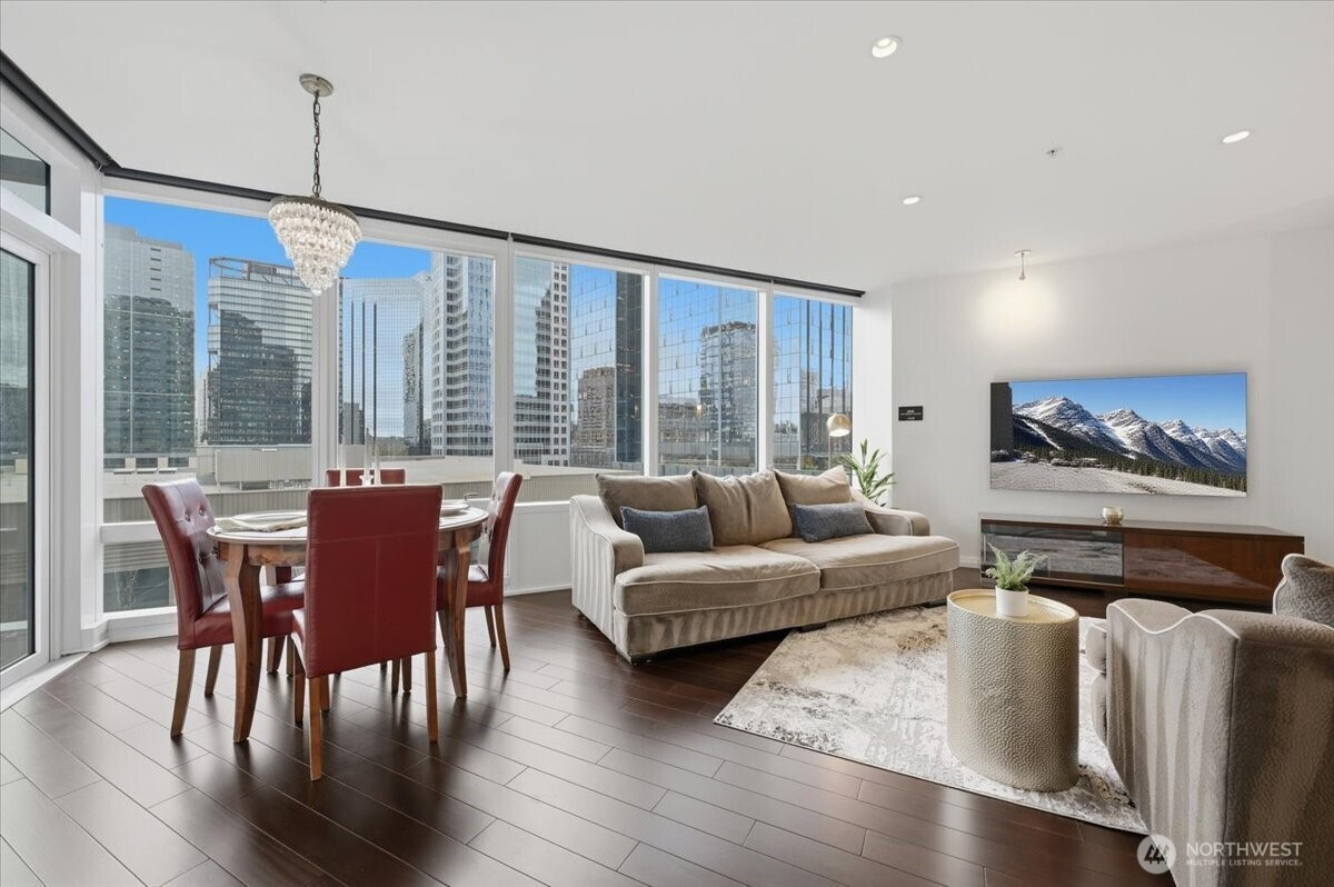 10700 NE 4th Street, Bellevue, WA 98004