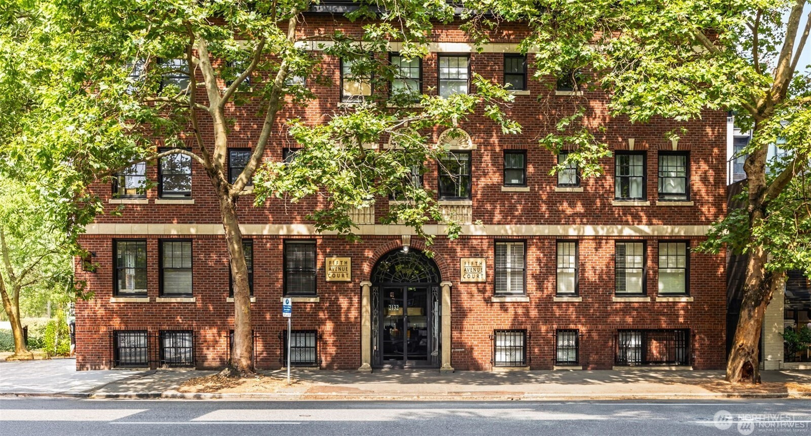 2132 5th Avenue, Seattle, WA 98121