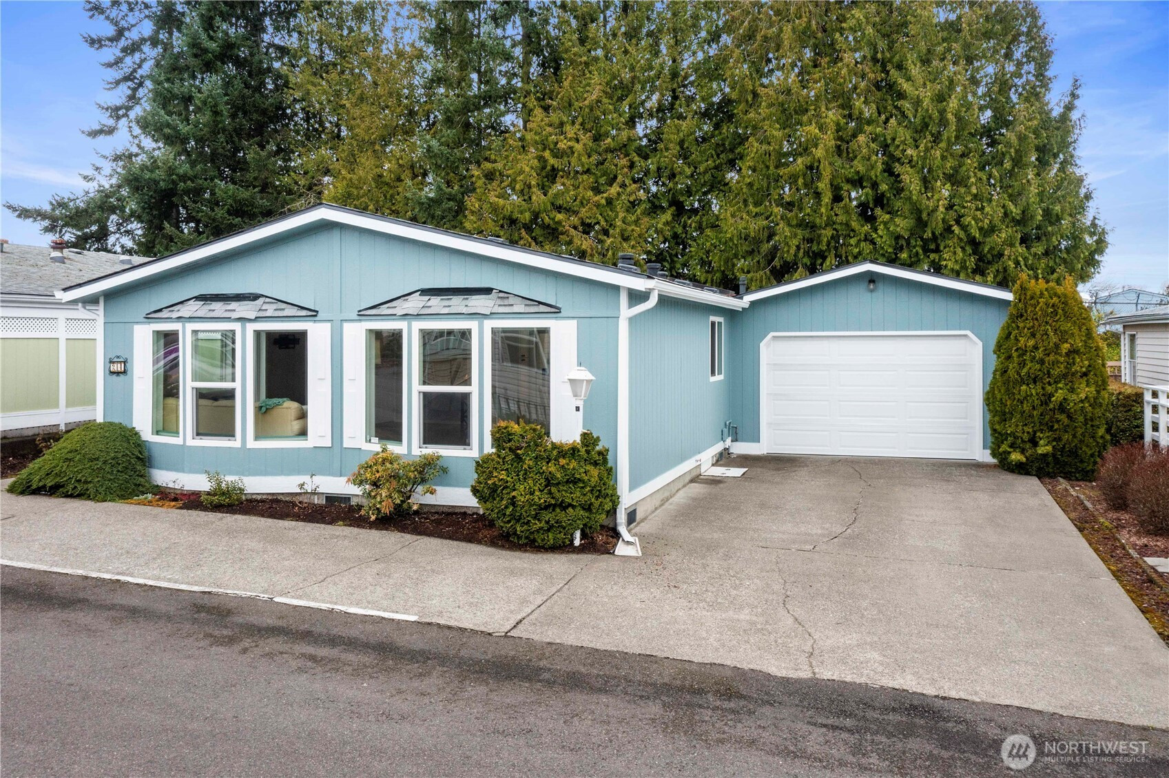 32820 20th Ave S, Federal Way, WA 98003