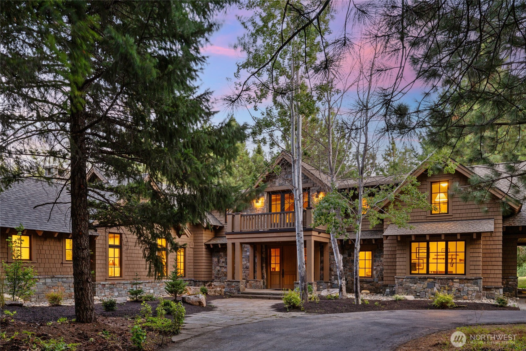 151 Rushing Water Lane, Cle Elum, WA 98922