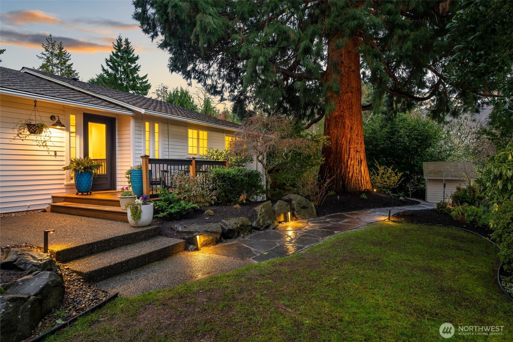 423 SW 189th Place, Normandy Park, WA 98166