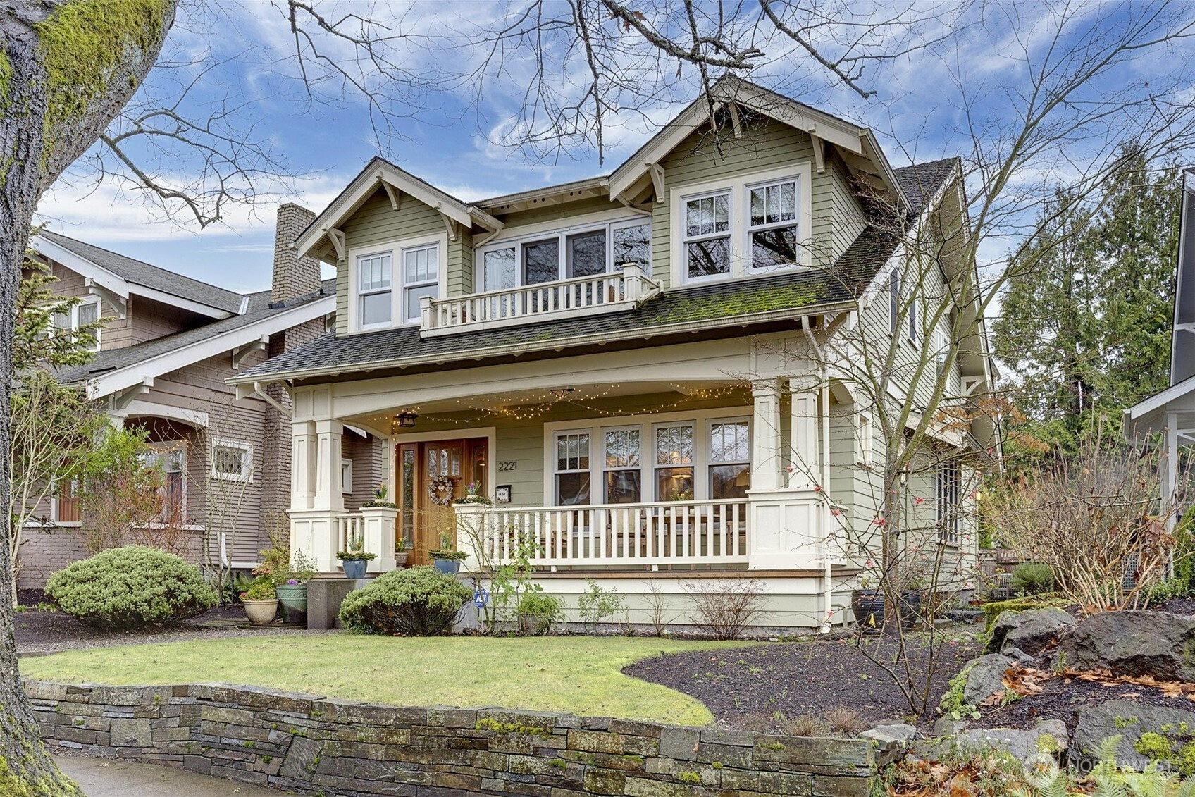 2221 22nd Avenue E, Seattle, WA 98112