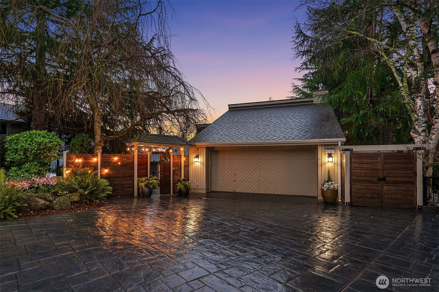 4709 154th Place SE, Bellevue, WA 98006