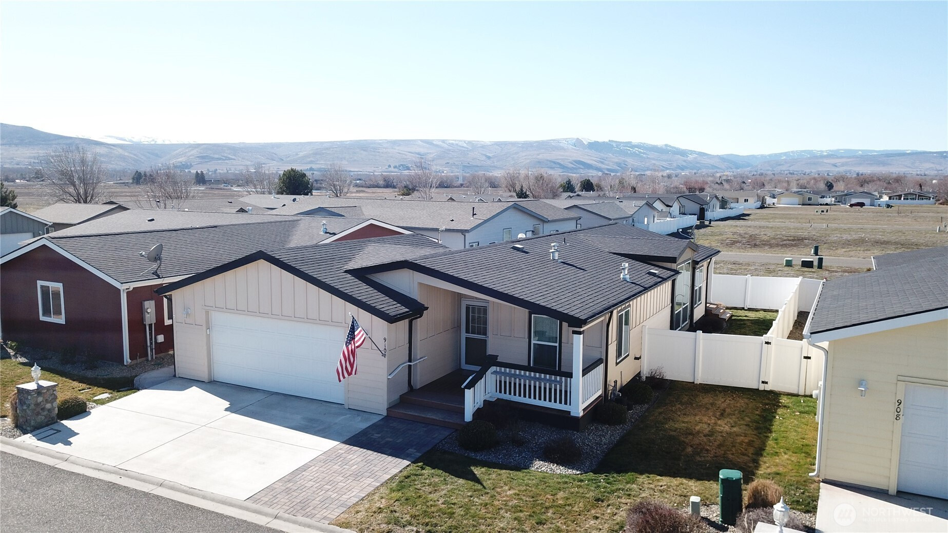 1101 E Umptanum Road, Ellensburg, WA 98926
