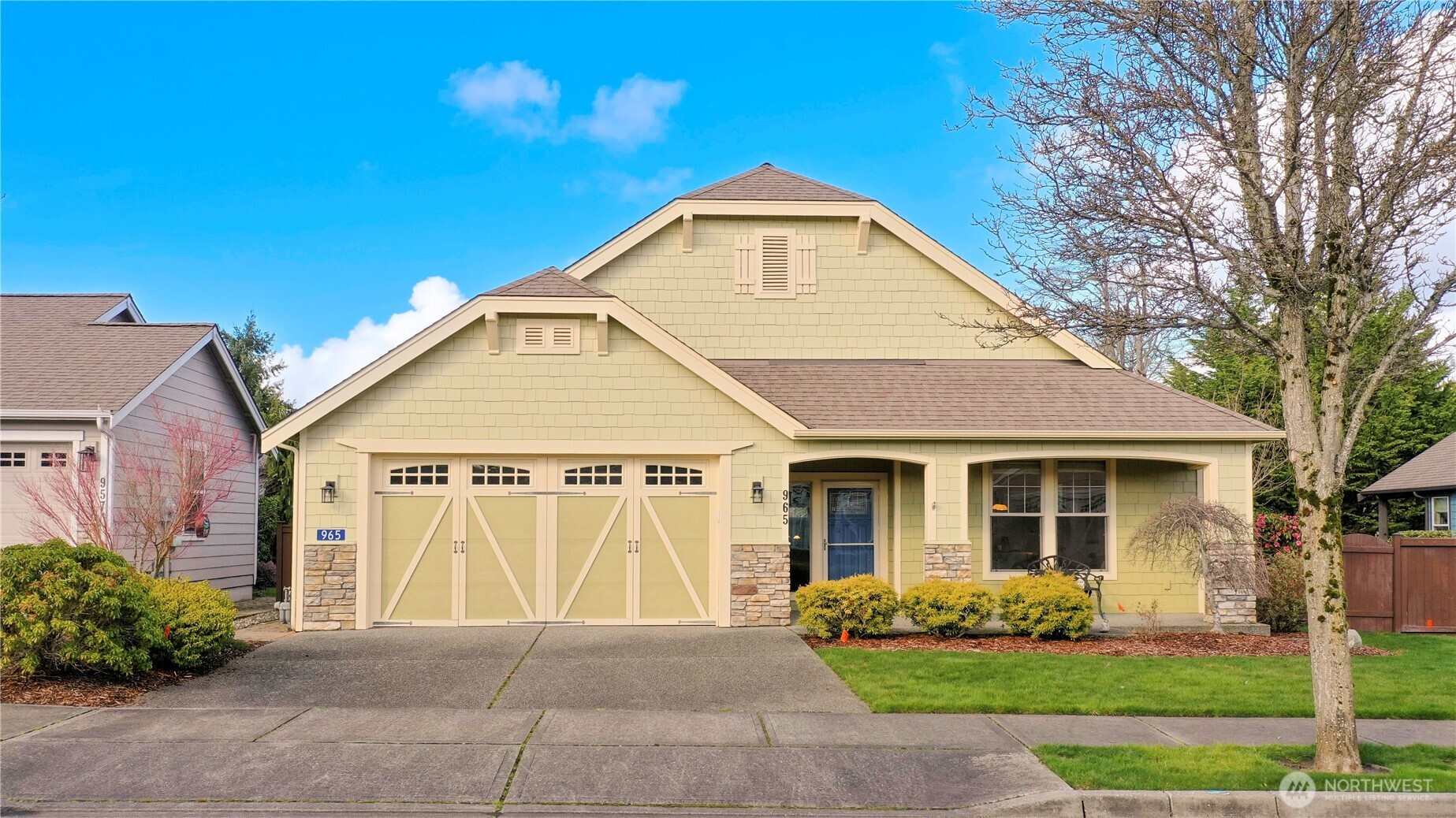 965 Chestnut Loop, Mount Vernon, WA 98274