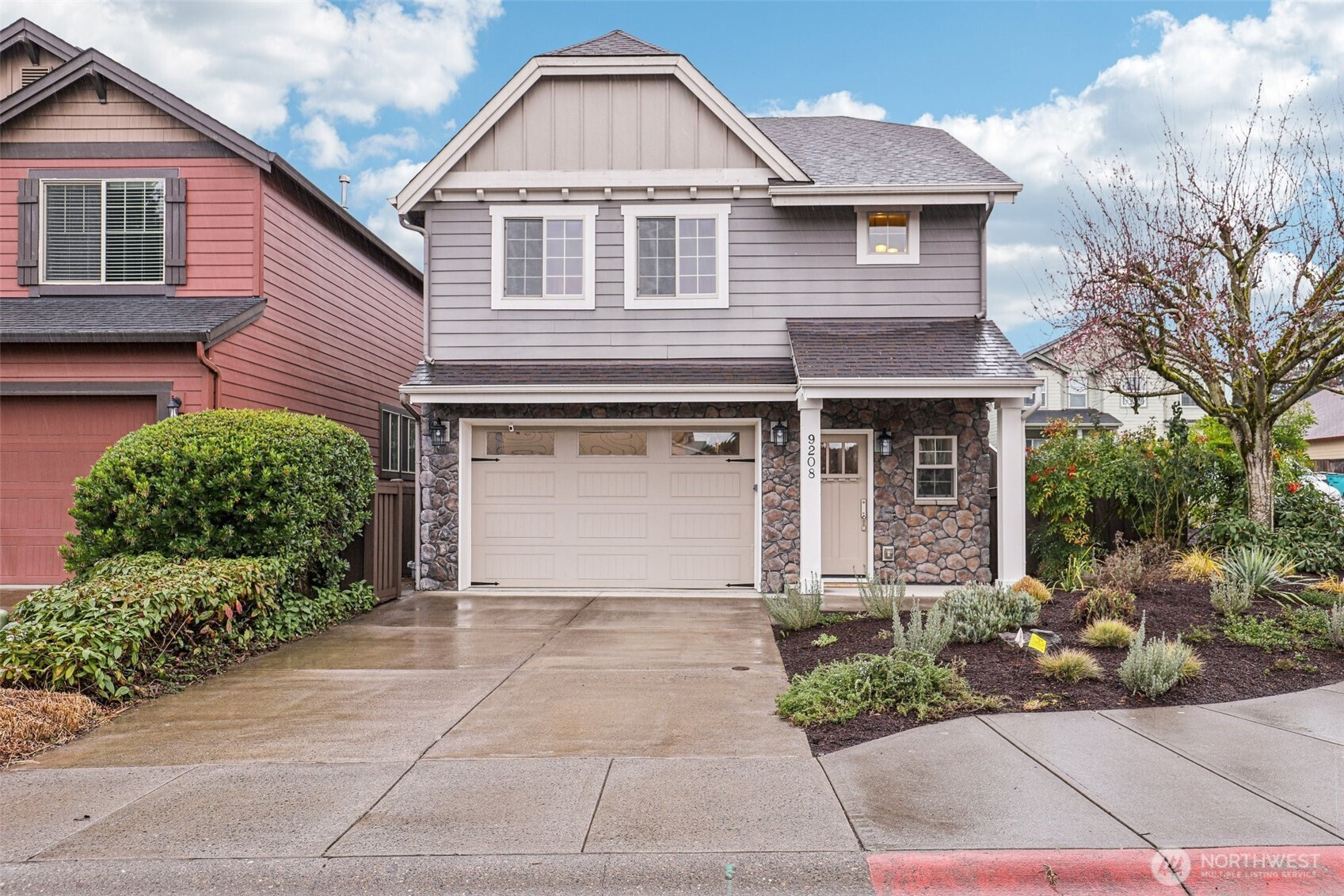 9208 NE 45th Place, Vancouver, WA 98665