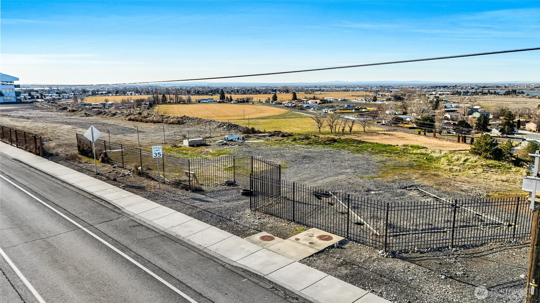 4994 Airway Drive NE, Moses Lake, WA 98837