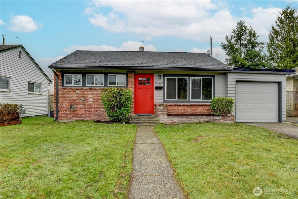 9320 31st Place SW, Seattle, WA 98126