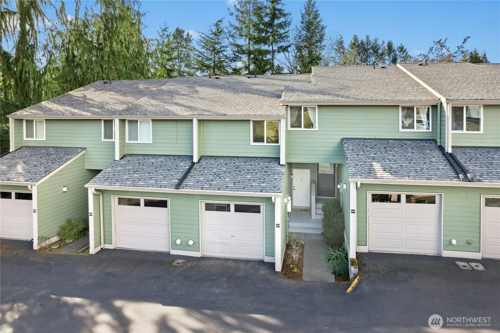 231 NW Shepard Way, Bainbridge Island, WA 98110