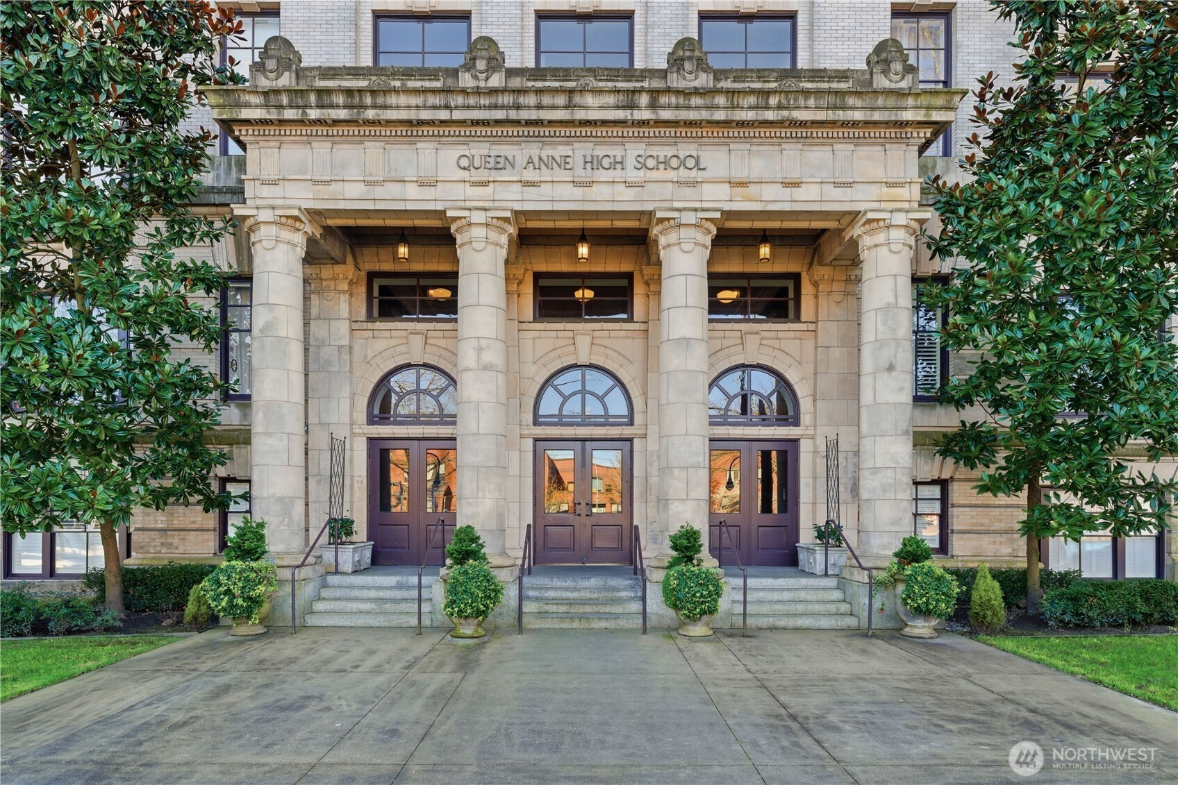 201 Galer, Seattle, WA 98109