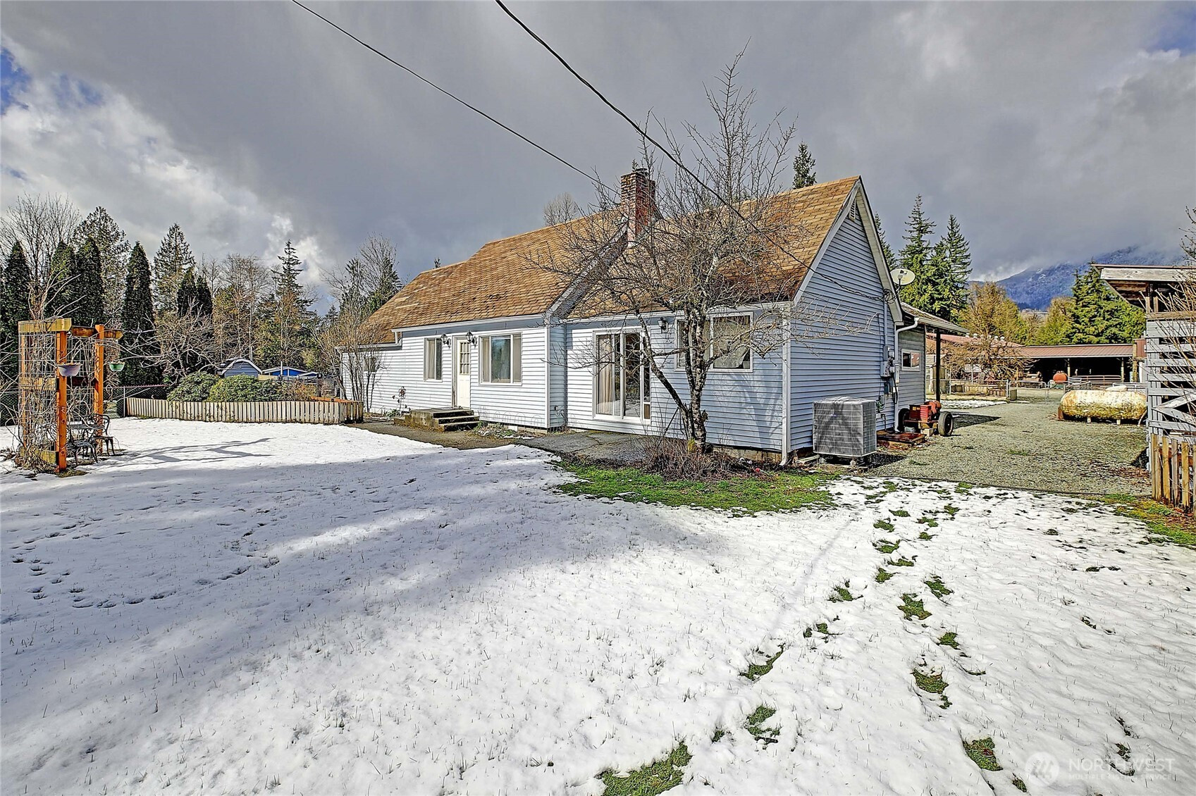 39729 State Route 530 NE, Arlington, WA 98223