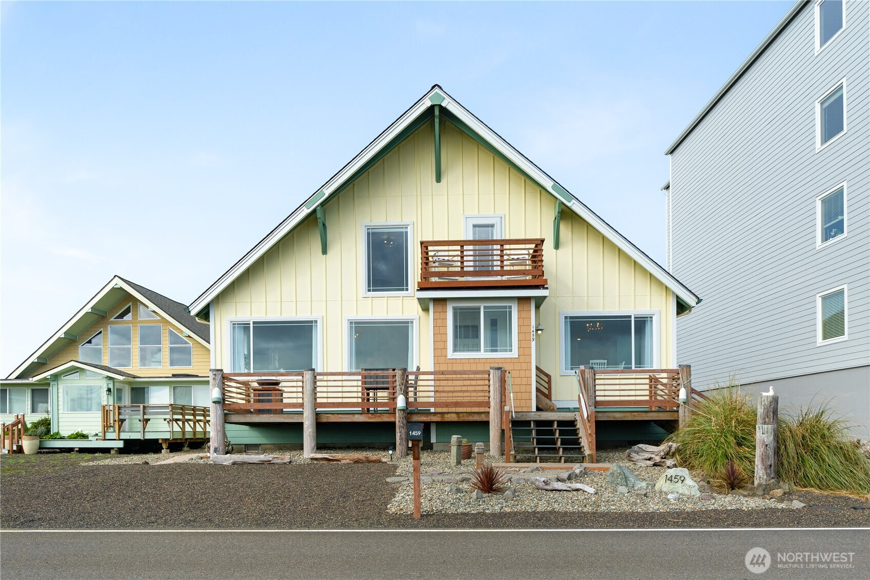 1459 E Ocean Shores Boulevard SW, Ocean Shores, WA 98569