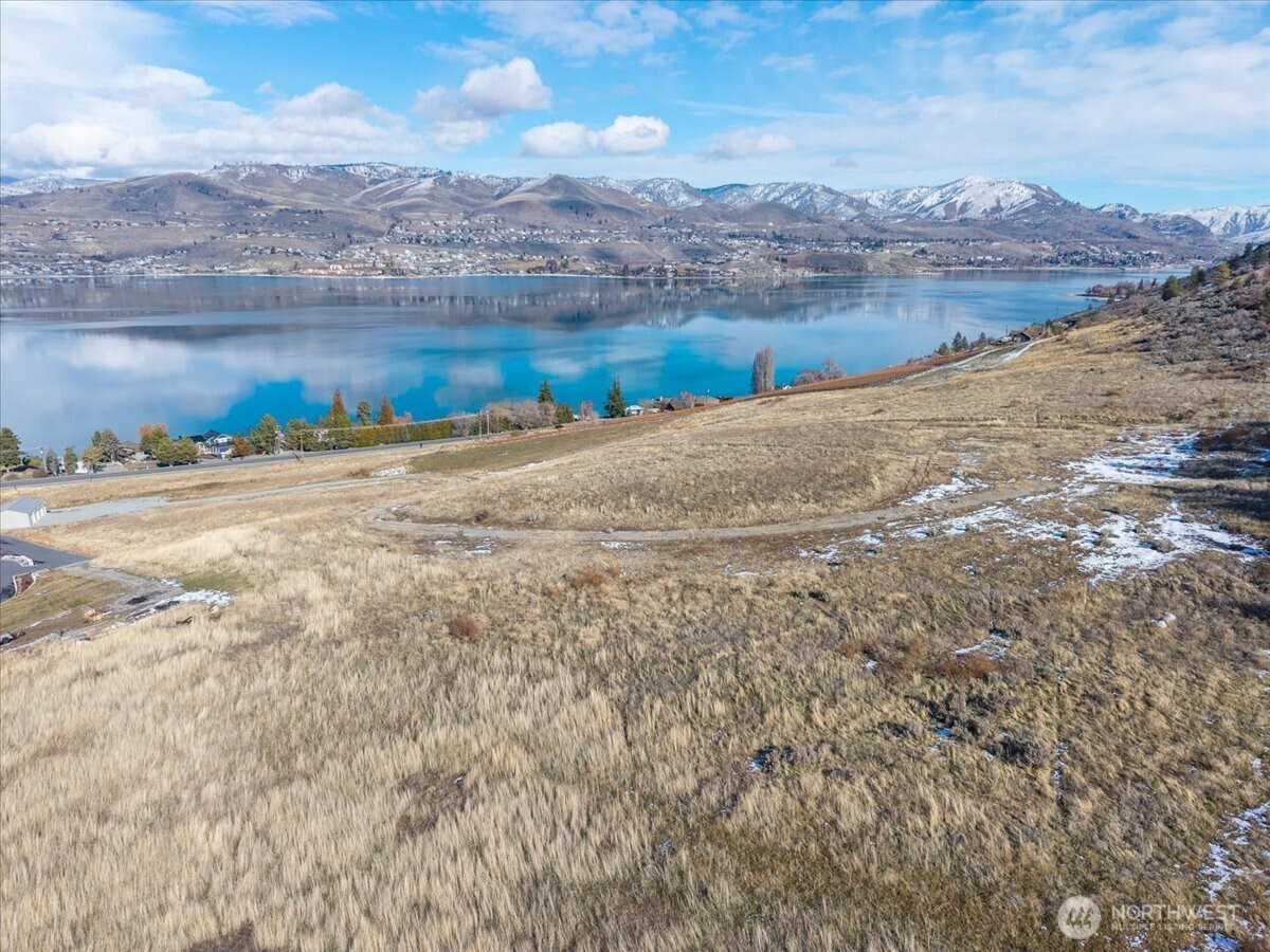 3725 US Highway 97a, Chelan, WA 98816