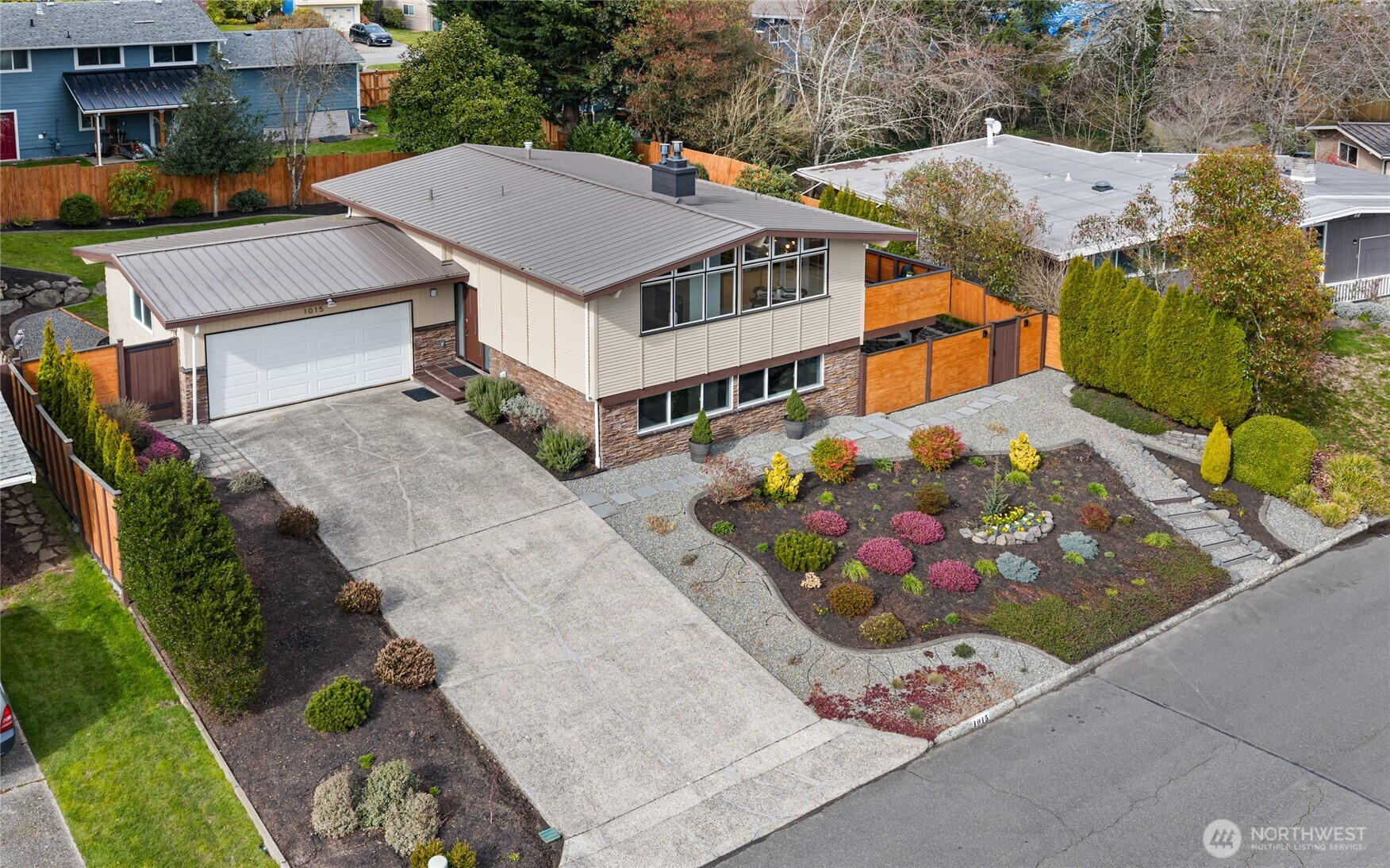 1015 170th Place NE, Bellevue, WA 98008