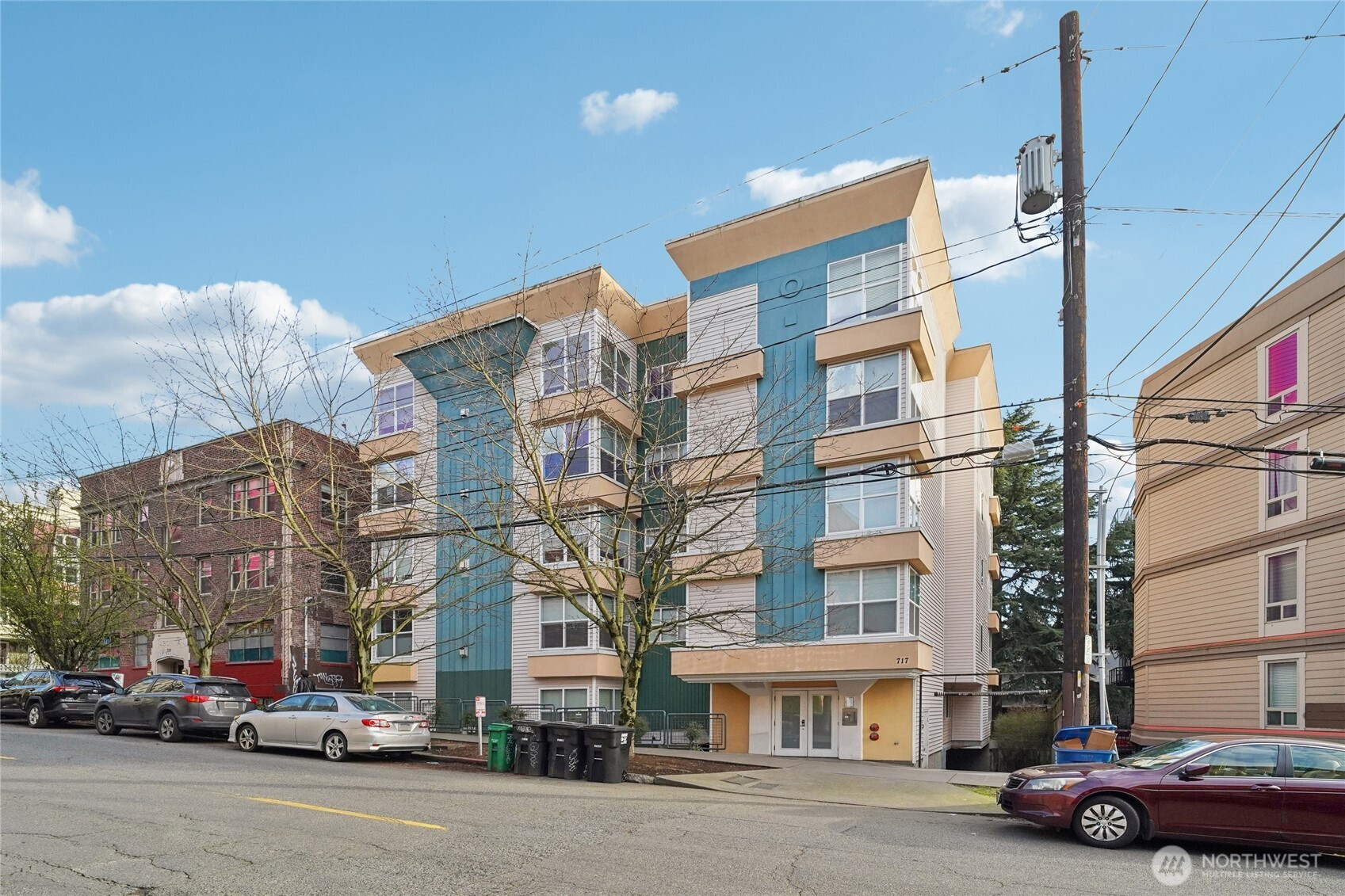 717 E Denny Way, Seattle, WA 98122