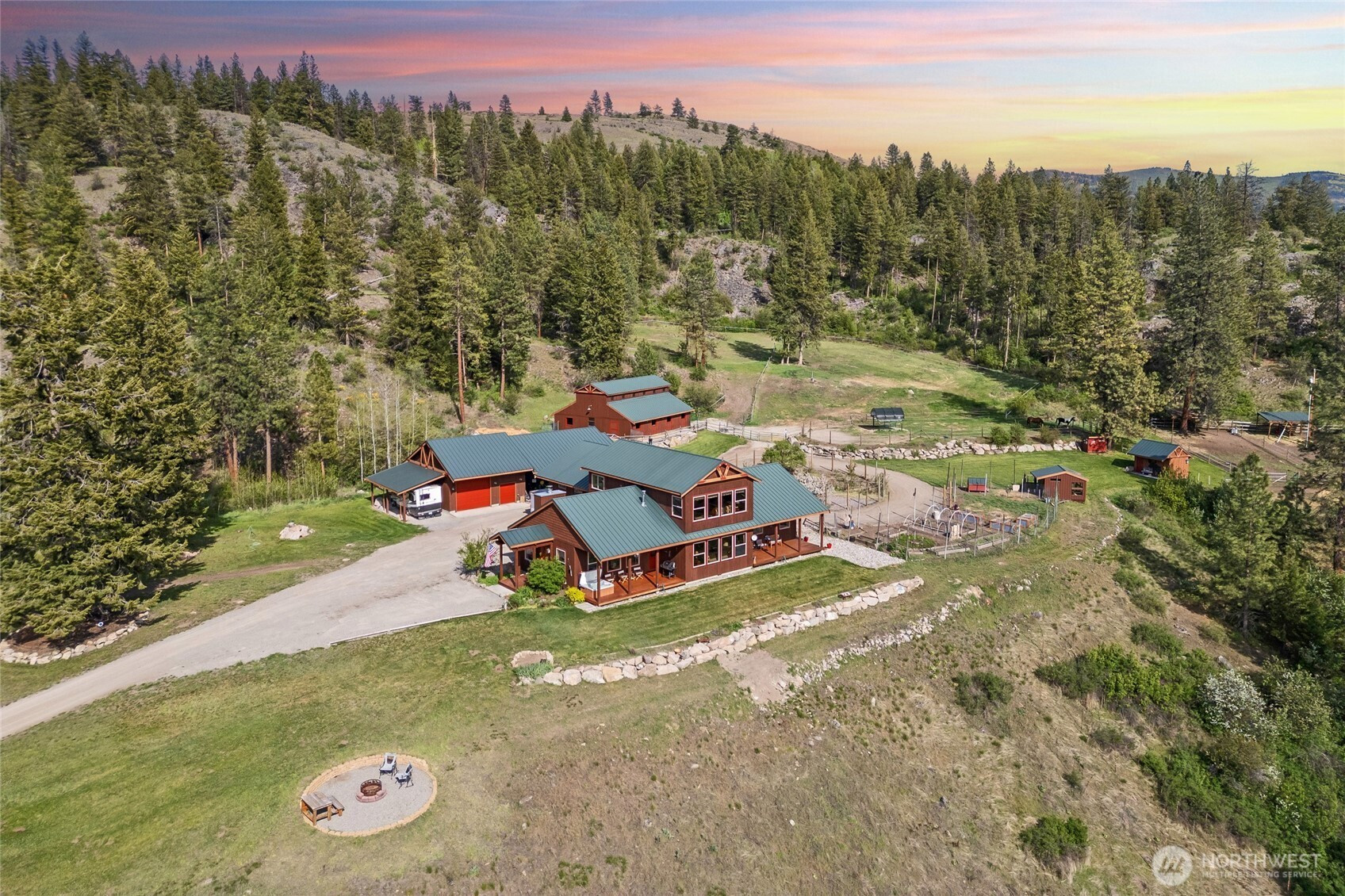 40 Happy Jack Road, Curlew, WA 99118