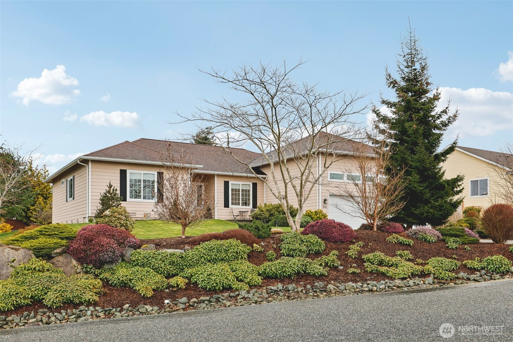 16989 Sockeye Drive, Mount Vernon, WA 98274
